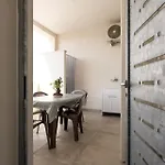 Centonze شقة