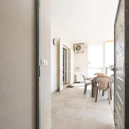 Centonze Apartment San Foca