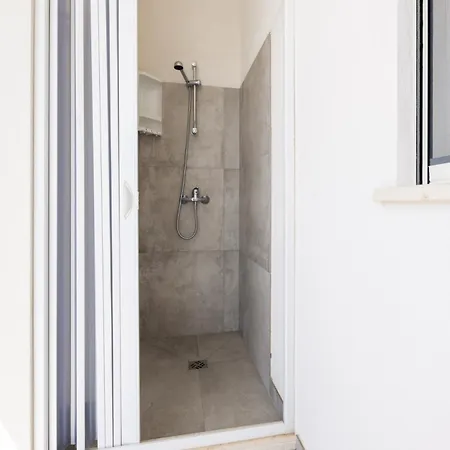Centonze Apartment San Foca