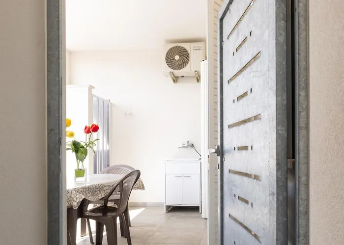 Centonze Apartment San Foca