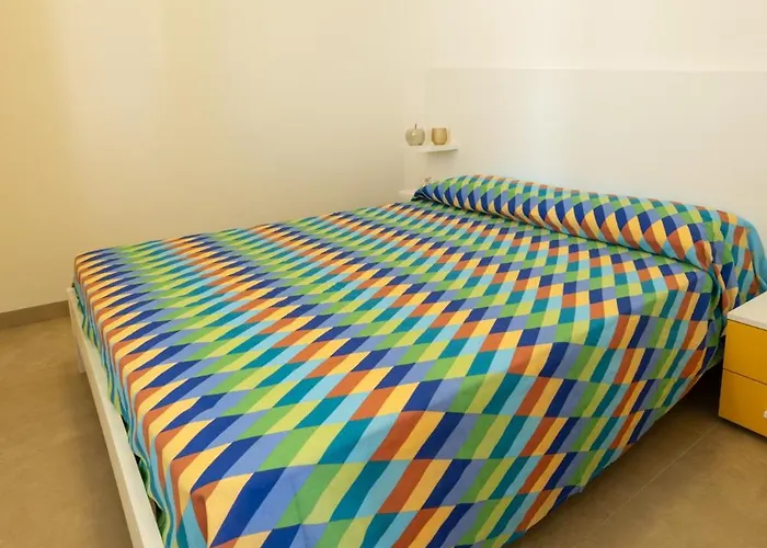 Centonze Apartment *