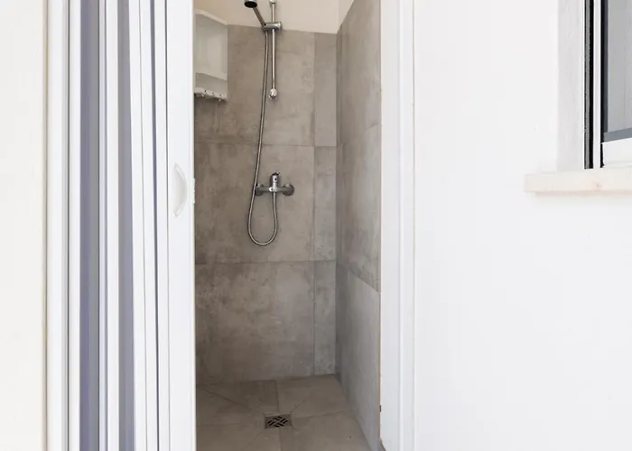 Centonze Apartment San Foca